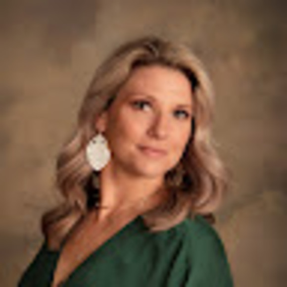 Meet your Posher, Ashley - Picture 1 of 1